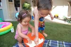 Popcorn picnic in the backyard 